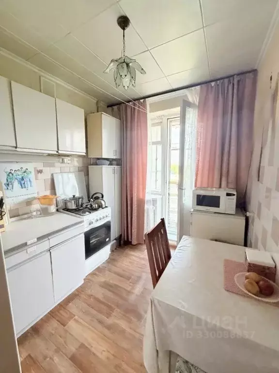 2-к кв. Мордовия, Саранск ул. Степана Разина, 42 (47.5 м) - Фото 2