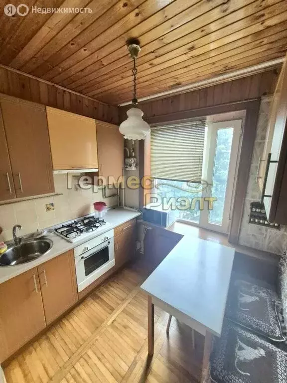 2-комнатная квартира: Ессентуки, улица 60 лет Октября, 10 (45 м) - Фото 0