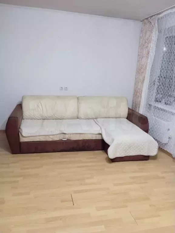 2-к. квартира, 60 м, 1/10 эт. - Фото 0