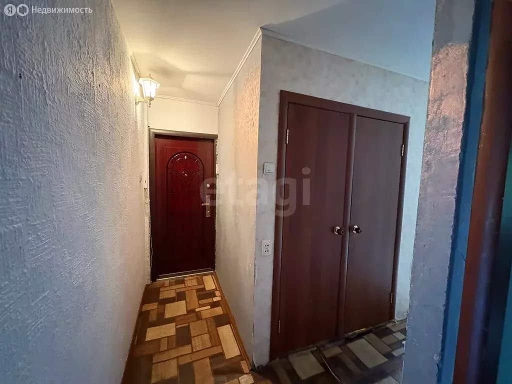 2-комнатная квартира: Черногорск, улица Калинина, 28 (47.4 м) - Фото 2