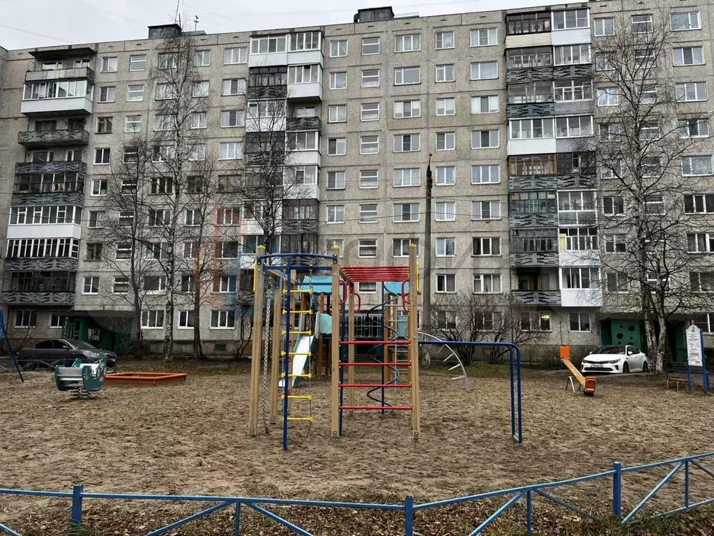 2-к. квартира, 42 м, 1/9 эт. - Фото 0