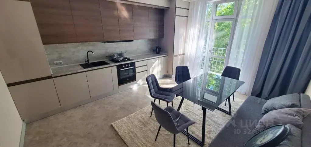 3-к кв. Крым, Симферополь ул. Аэрофлотская, 5 (60.0 м) - Фото 1