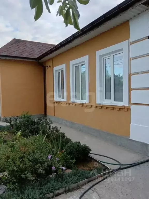 Дом в Ростовская область, Кагальницкий район, Кировская ст-ца ... - Фото 2