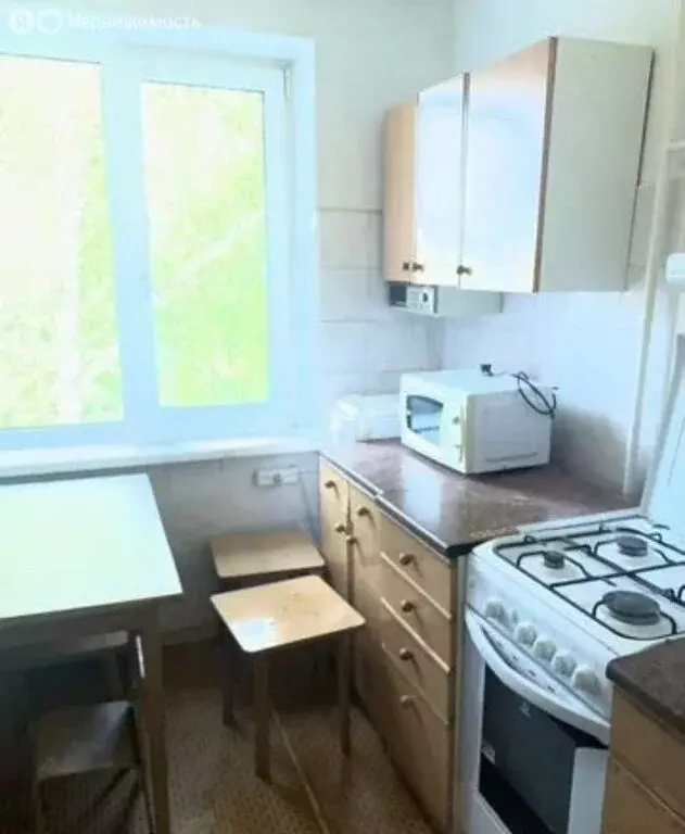 3-комнатная квартира: Магнитогорск, проспект Карла Маркса, 194 (65 м) - Фото 2