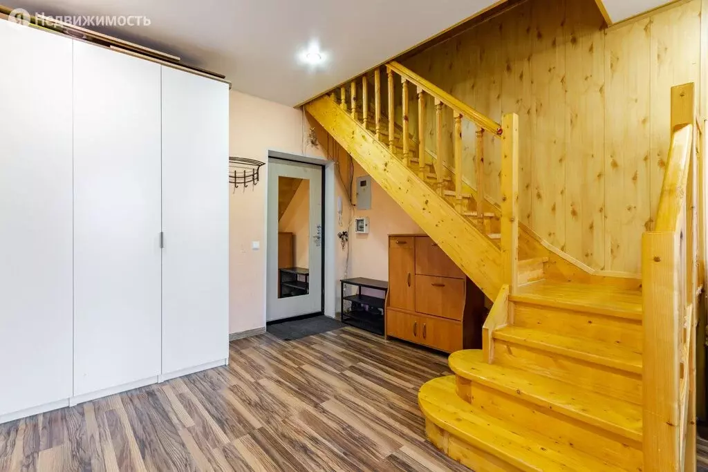 3-комнатная квартира: Павловск, Пионерская улица, 2 (91.6 м) - Фото 0