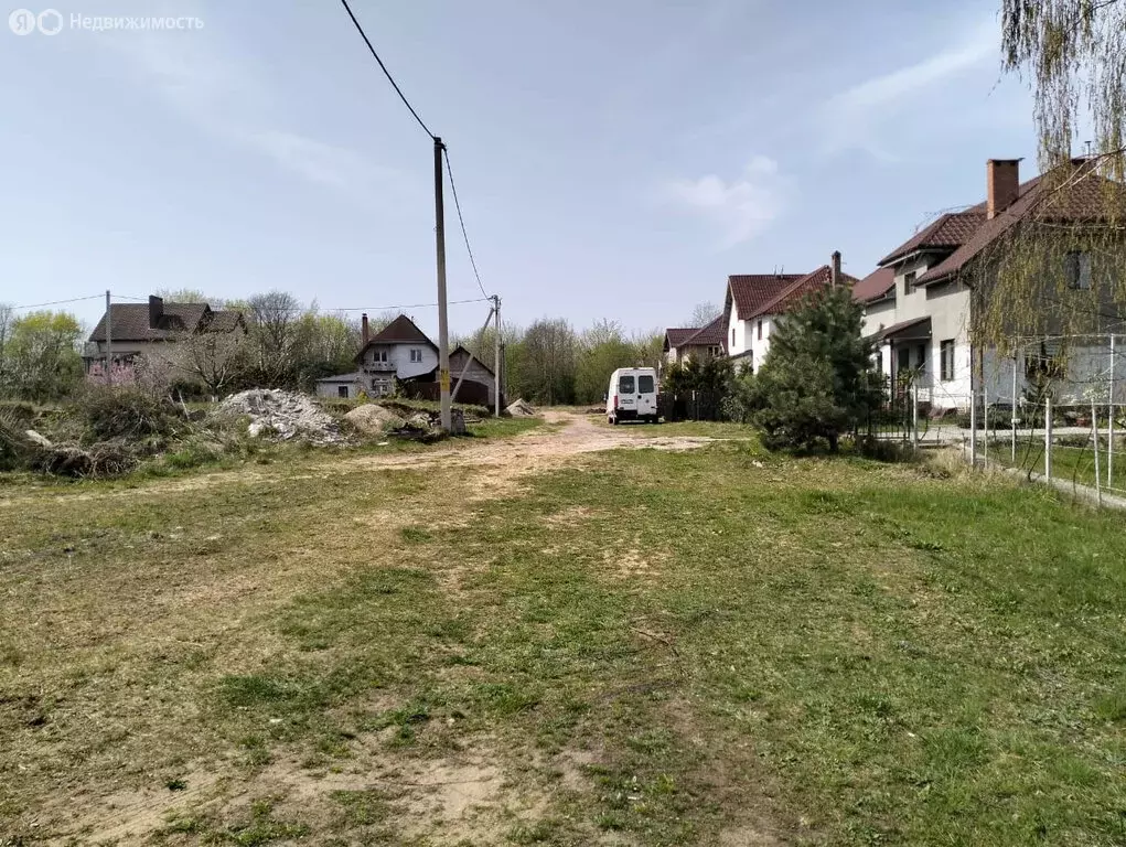 Участок в посёлок Озерки, Лесная улица (12 м) - Фото 0
