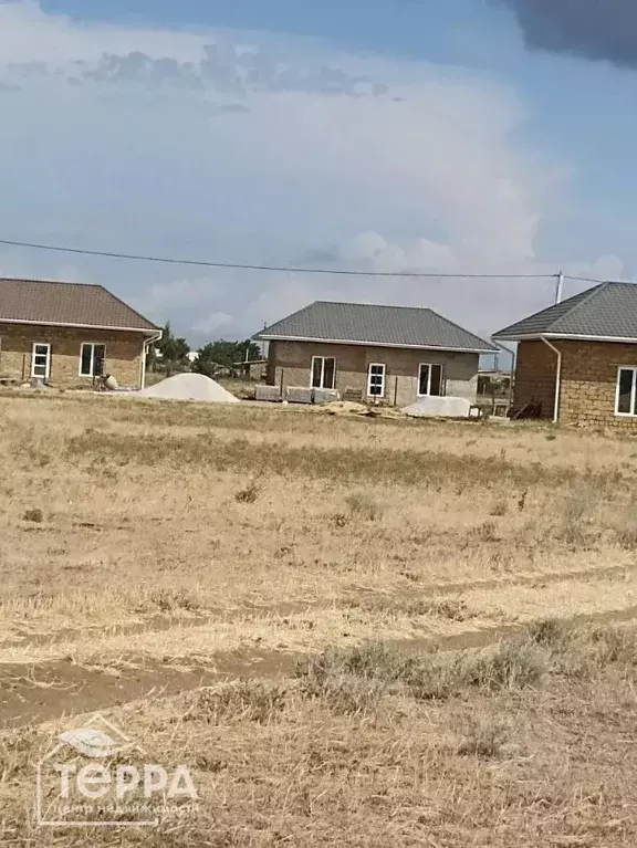 Участок в Крым, Раздольненский район, Чернышевское с/пос, с. ... - Фото 2