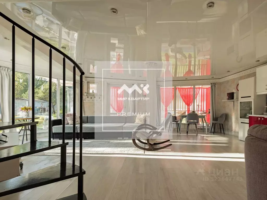 Дом в Ленинградская область, Отрадное Кировский район, 1-я линия, 111 ... - Фото 1