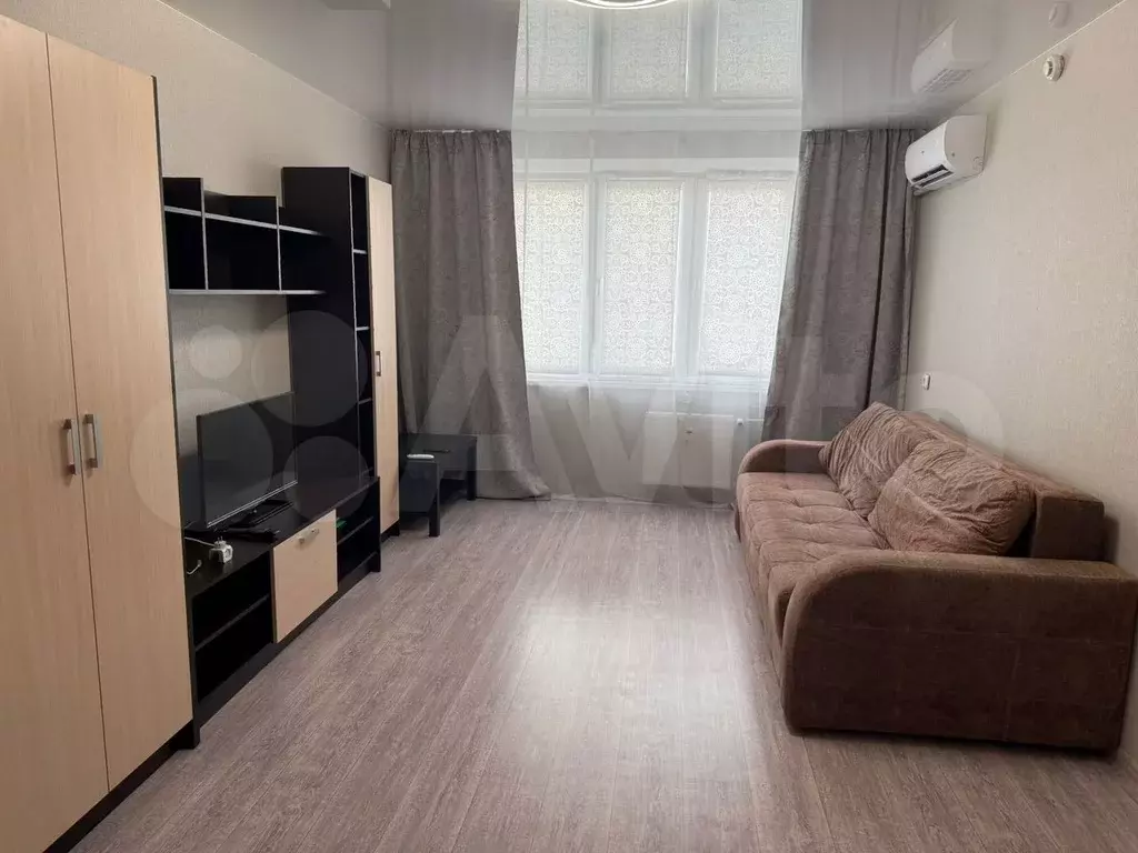 1-к. квартира, 40 м, 7/17 эт. - Фото 0