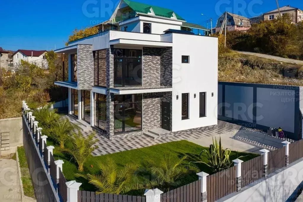 Дом в Краснодарский край, Сочи городской округ, с. Сергей-Поле ул. ... - Фото 1