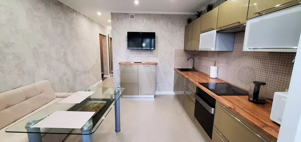 2-к. квартира, 80 м, 7/14 эт. - Фото 1
