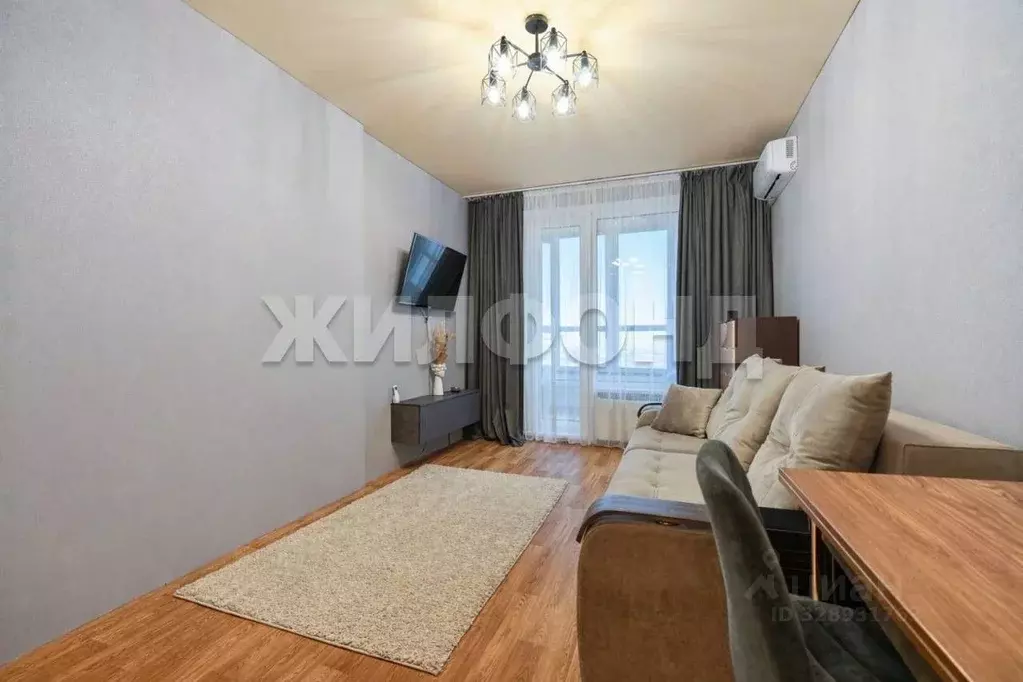 Студия Алтайский край, Барнаул ул. Юрина, 180д (24.1 м) - Фото 1