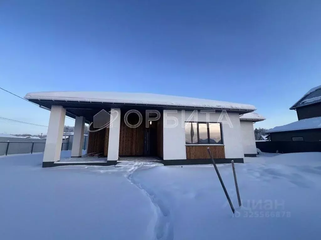 Дом в Тюменская область, Тюменский муниципальный округ, д. Ушакова ул. ... - Фото 1