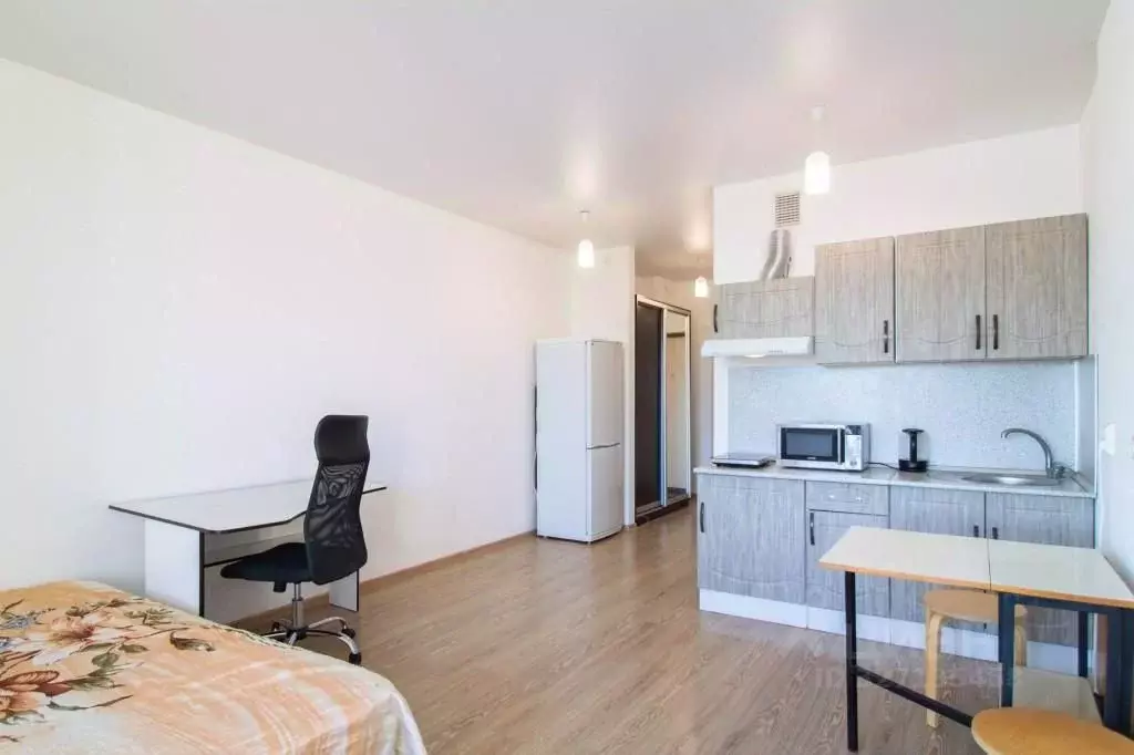 Студия Свердловская область, Екатеринбург Уктус жилрайон, Светлый мкр, ... - Фото 1