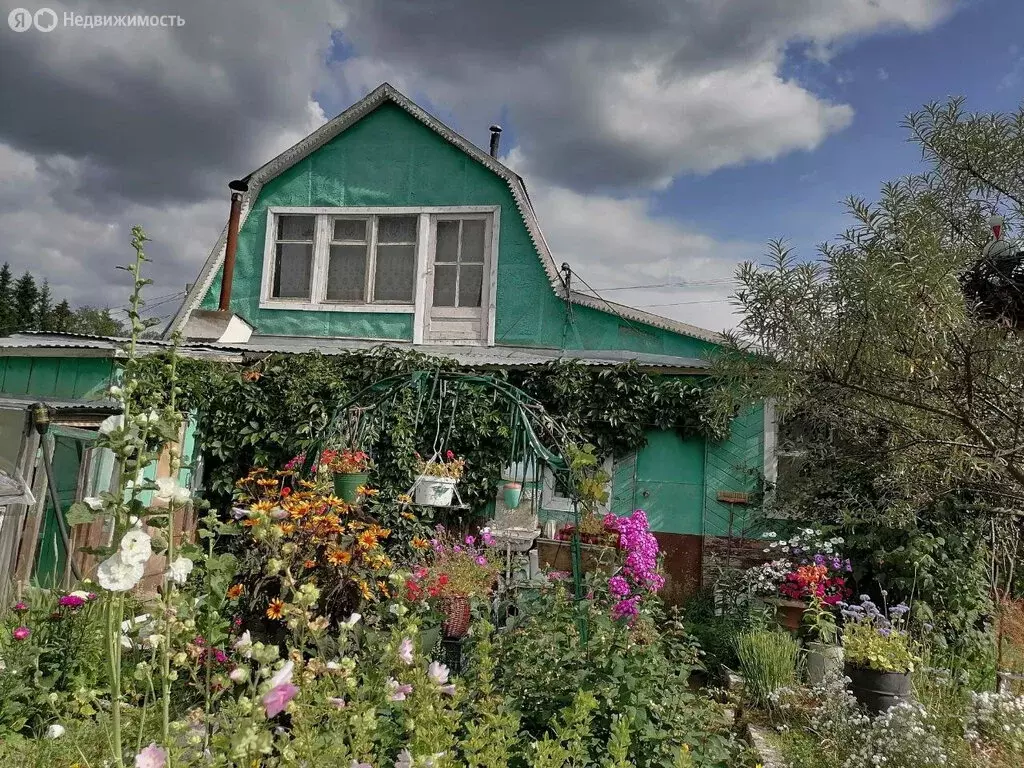 Дом в Березники, посёлок Яйвинский Рейд, Яйвинская улица, 25А (20 м) - Фото 1