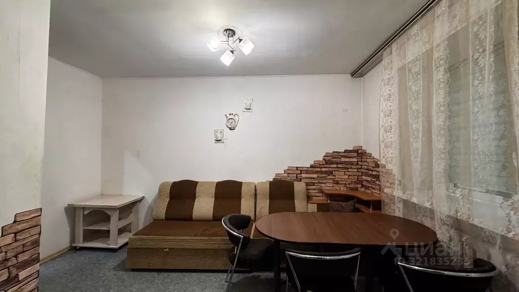 2-к кв. Тюменская область, Тюмень Курская ул., 3 (60.0 м) - Фото 1