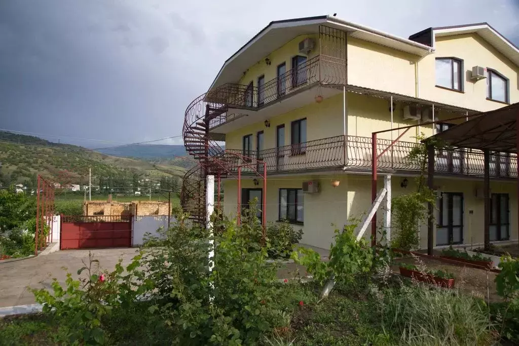 Комната Крым, Алушта муниципальный округ, с. Приветное ул. Фросинлер, ... - Фото 1