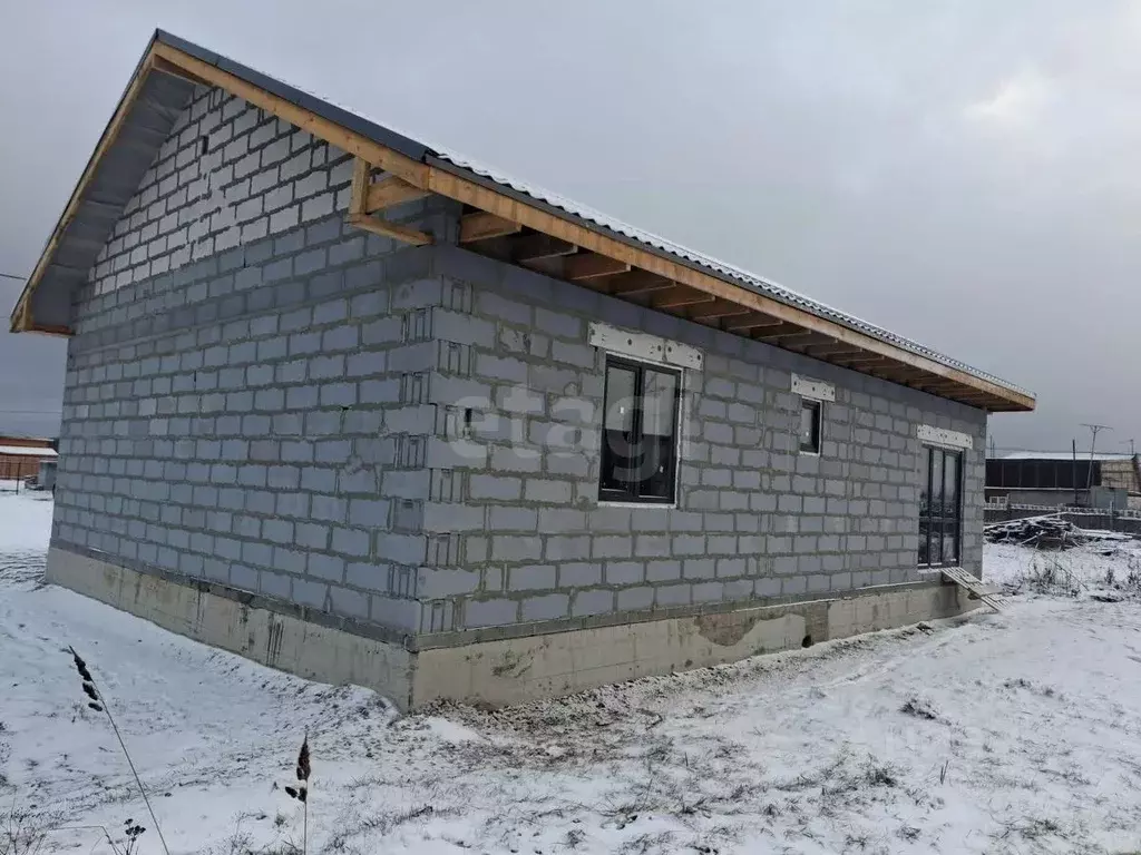 Дом в Свердловская область, Нижний Тагил ул. Фаины Шаруновой, 3 (117 ... - Фото 1