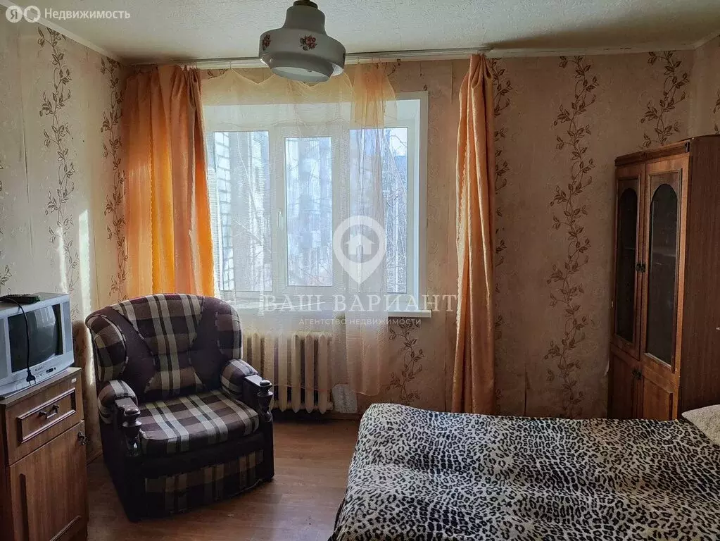 1к в 8-комнатной квартире (20 м) - Фото 0
