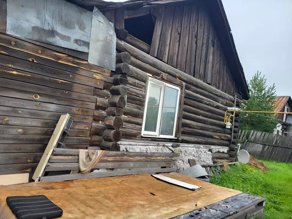 Дом в Свердловская область, Серов ул. Куйбышева, 128 (38 м) - Фото 2