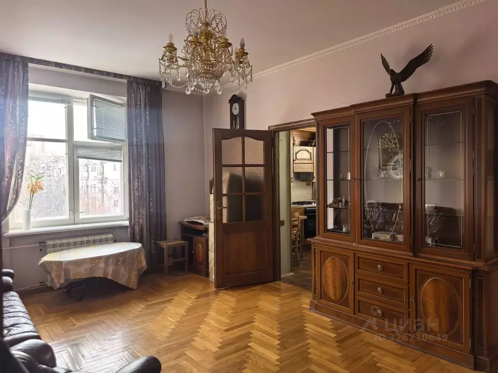 3-к кв. Москва ул. Строителей, 11К2 (80.7 м) - Фото 1