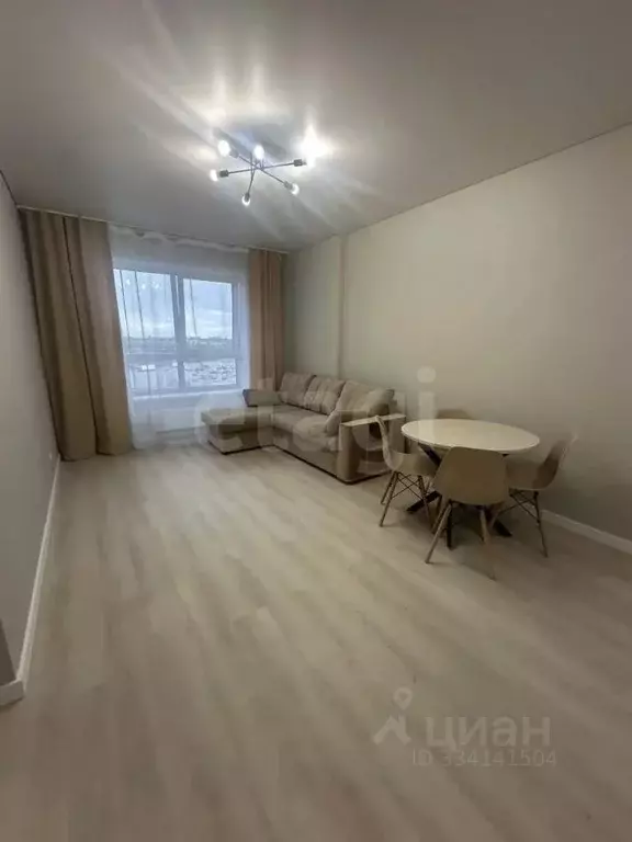 1-к кв. Тюменская область, Тюмень ул. Тимофея Чаркова, 93 (39.13 м) - Фото 1