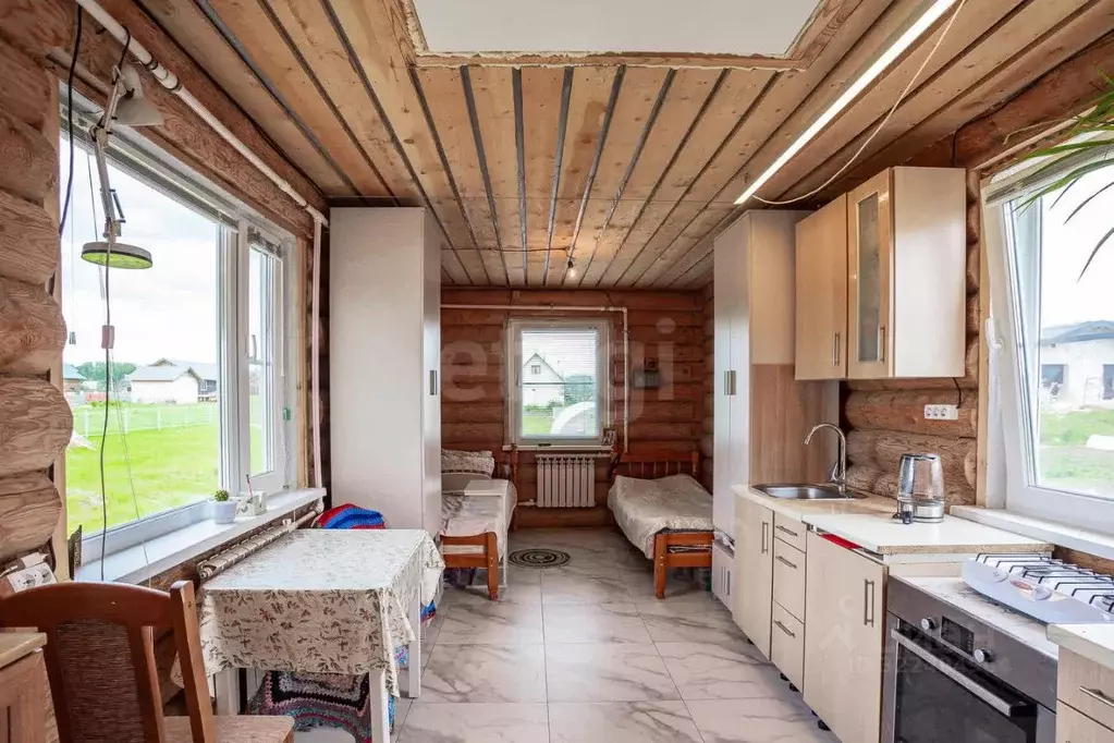 Дом в Вологодская область, д. Ильинское (Октябрьский сельсовет)  (46 ... - Фото 1