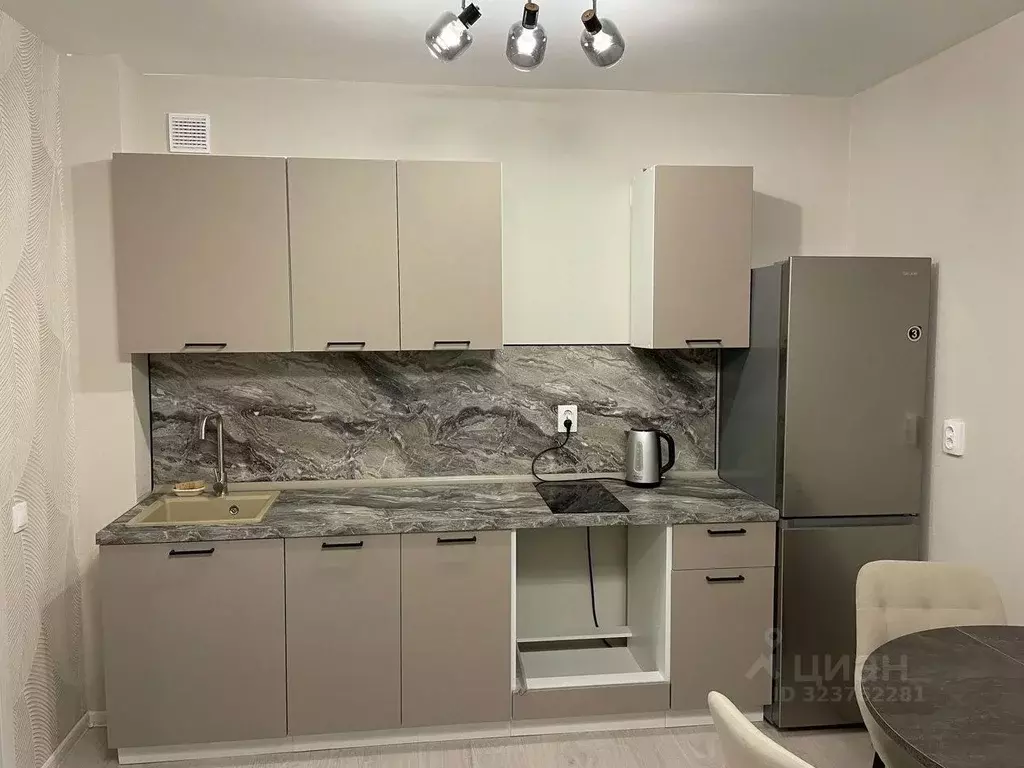 Студия Свердловская область, Екатеринбург ул. Евгения Савкова, 44Б/2 ... - Фото 1