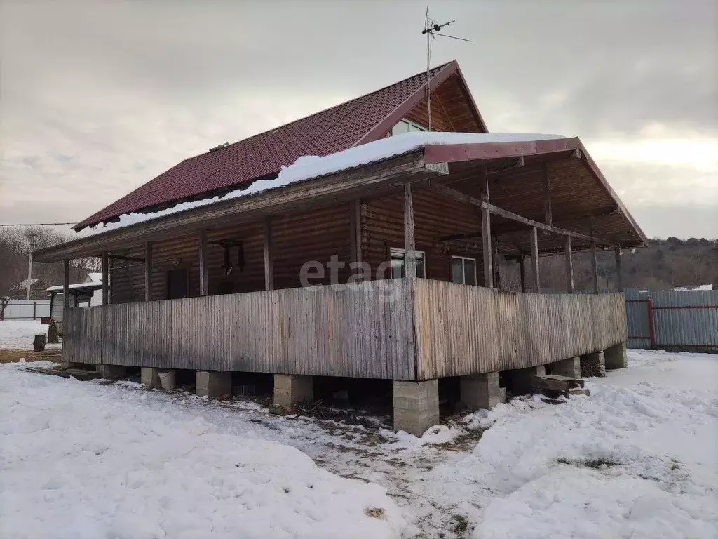 Дом в Приморский край, Уссурийский городской округ, с. Каменушка ул. ... - Фото 1