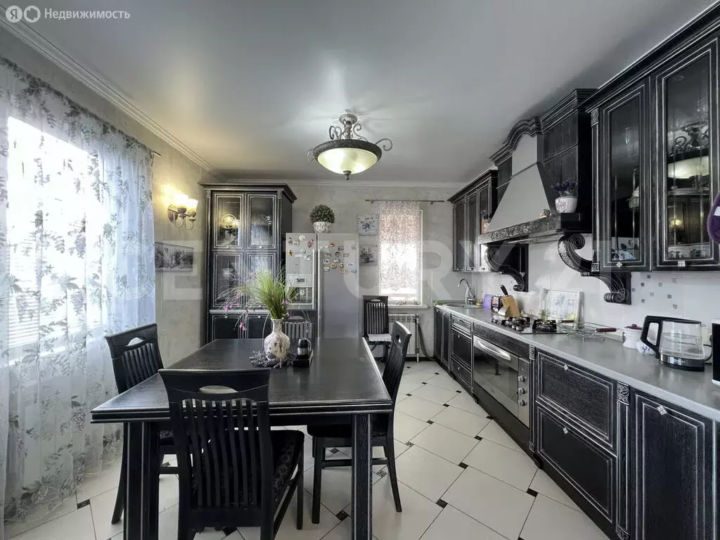 Дом в село Преображеновка, улица А.С. Курочкина, 1 (130 м) - Фото 2