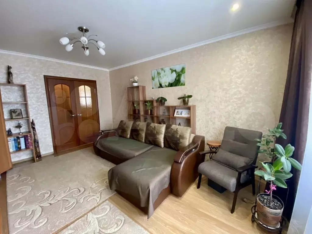3-к. квартира, 65 м, 6/9 эт. - Фото 0