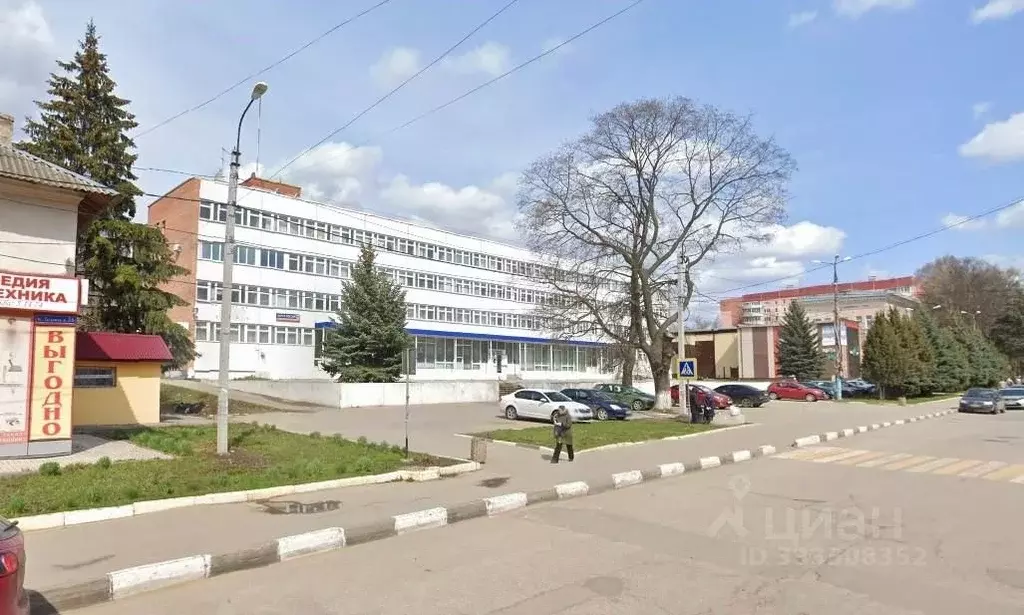 Помещение свободного назначения в Тульская область, Узловая пл. ... - Фото 1