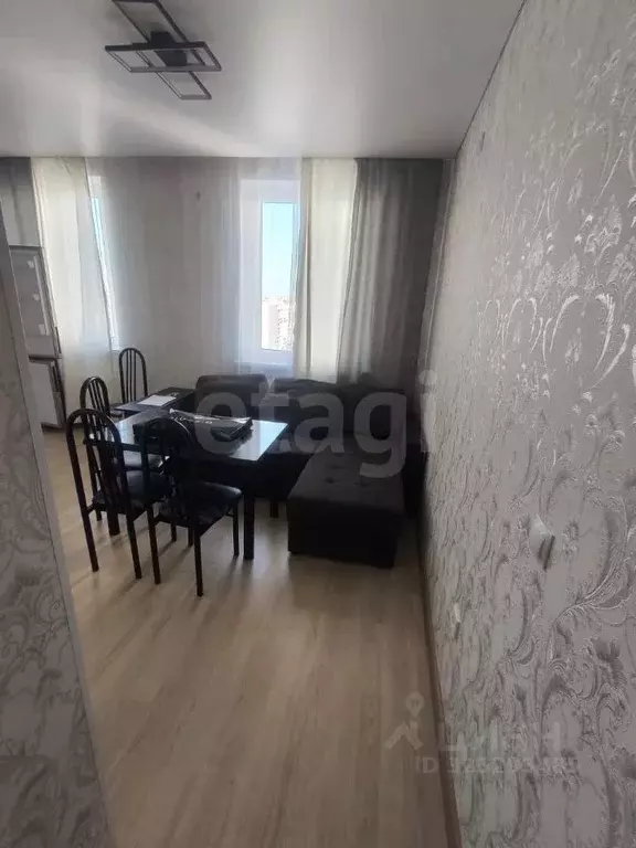 2-к кв. Тюменская область, Тюмень ул. Героев Космоса, 11 (53.0 м) - Фото 1