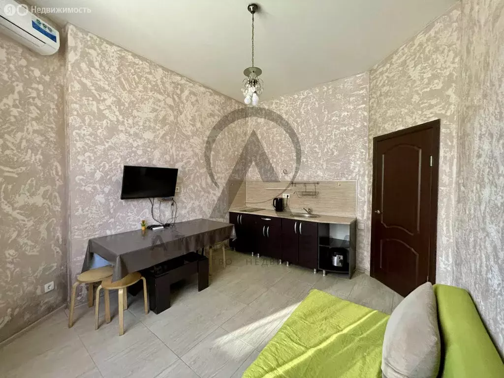 2-комнатная квартира: Ольгинка, Заречная улица, 27Д (66 м) - Фото 0
