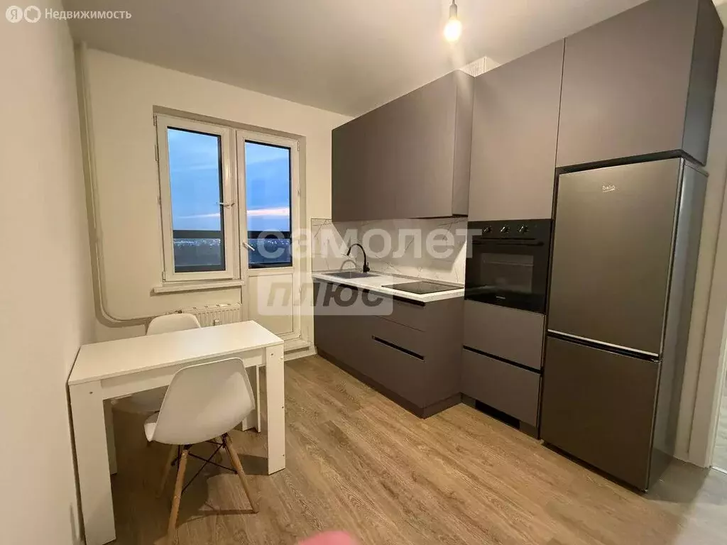 1-комнатная квартира: посёлок городского типа Мирный, улица Академика ... - Фото 1