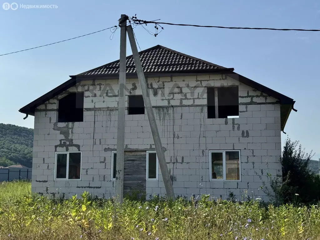 Дом в Краснооктябрьский, улица 50 лет Победы (240 м) - Фото 0