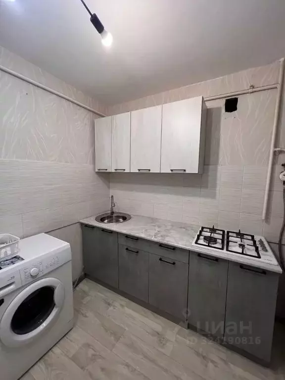 1-к кв. Алтайский край, Бийск Коммунарский пер., 27 (32.0 м) - Фото 1