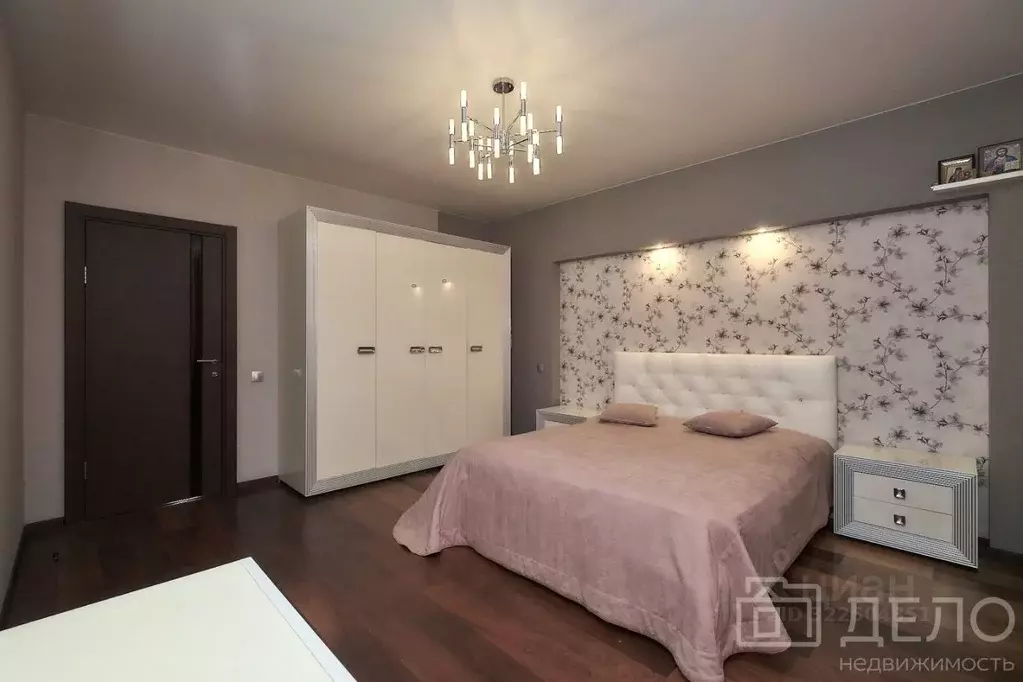 2-к кв. Рязанская область, Рязань ул. Пирогова, 4 (101.9 м) - Фото 0