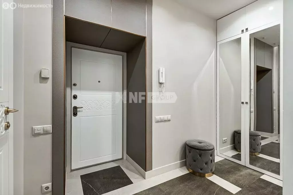 3-комнатная квартира: Москва, Нежинская улица, 1к2 (118 м) - Фото 1