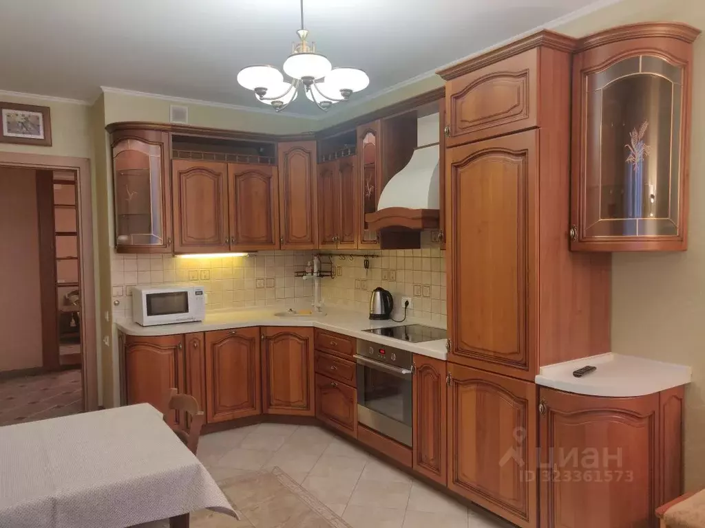 2-к кв. Московская область, Химки Молодежная ул., 36А (82.0 м) - Фото 1