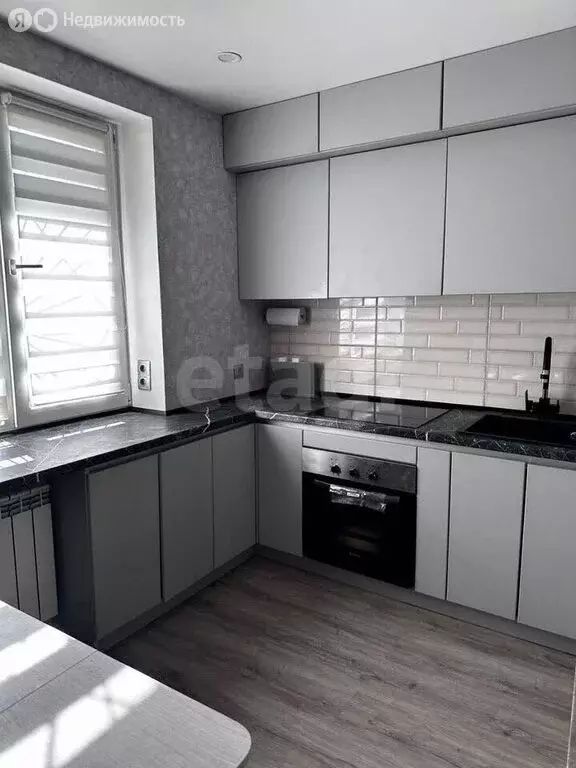 1-комнатная квартира: Севастополь, улица Генерала Лебедя, 8 (36.6 м) - Фото 1