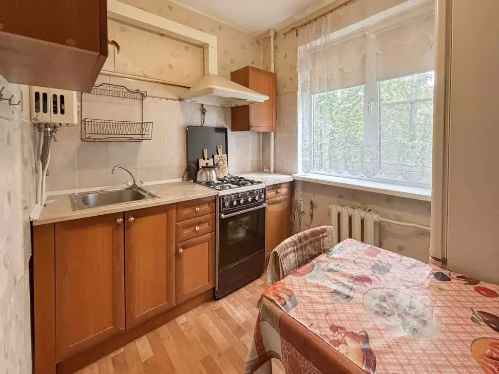 2-к кв. Псковская область, Псков Стахановская ул., 2 (42.6 м) - Фото 2