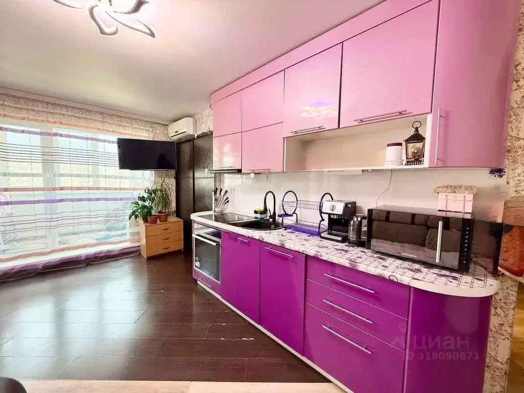 2-к кв. Приморский край, Артем ул. Ленина, 5/1 (45.9 м) - Фото 0
