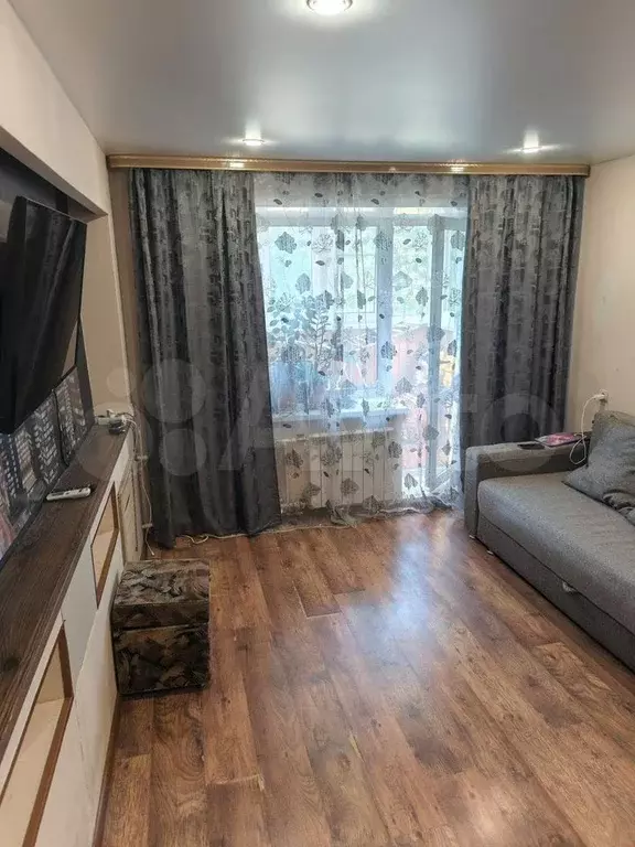 2-к. квартира, 50 м, 1/5 эт. - Фото 0