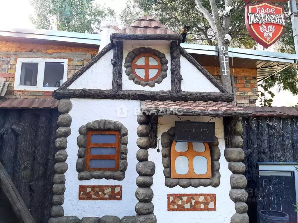 Помещение свободного назначения в Крым, Алушта ул. Ленина, 31 (200 м) - Фото 0