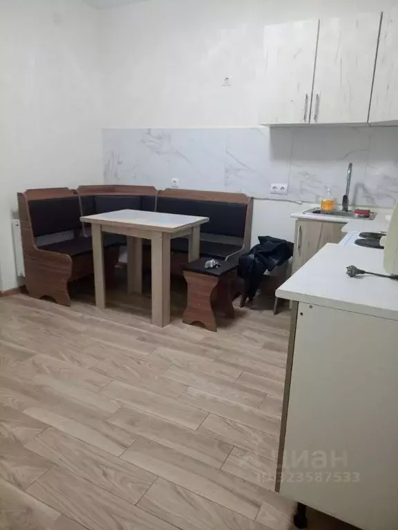 1-к кв. Крым, Симферополь просп. Александра Суворова (38.0 м) - Фото 1