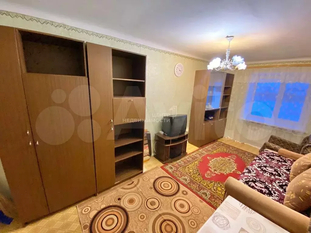 Комната 14 м в 4-к., 5/5 эт. - Фото 0