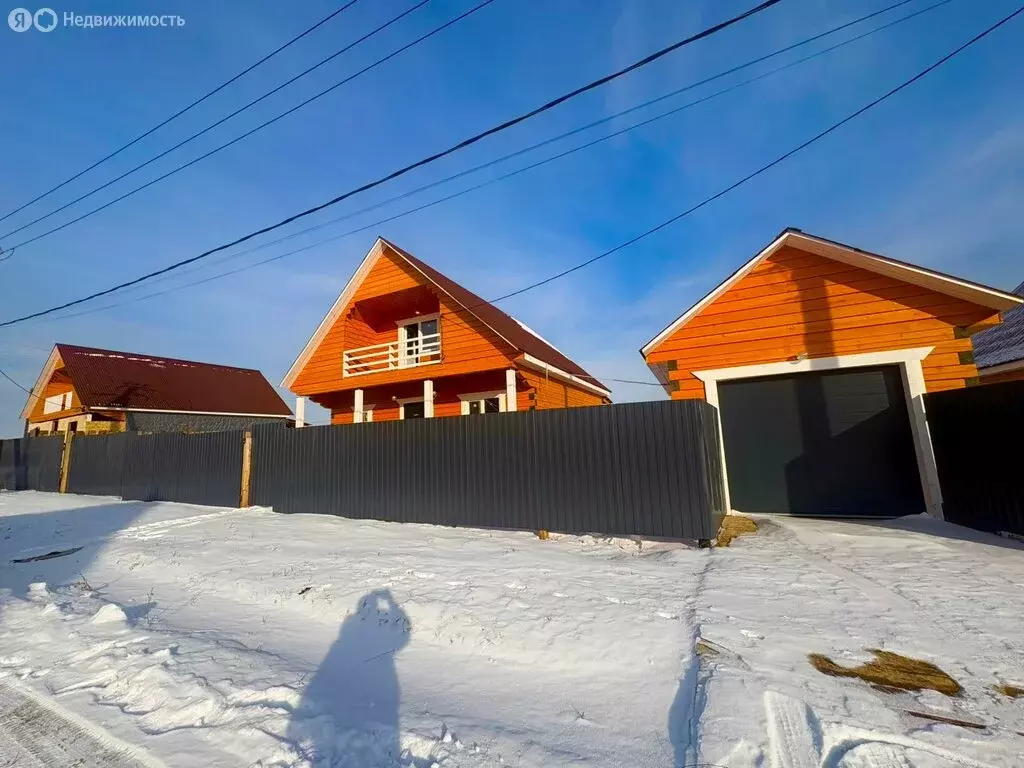 Дом в Урик, улица Ветерана ВОВ Хизри Курбанова (150 м) - Фото 1