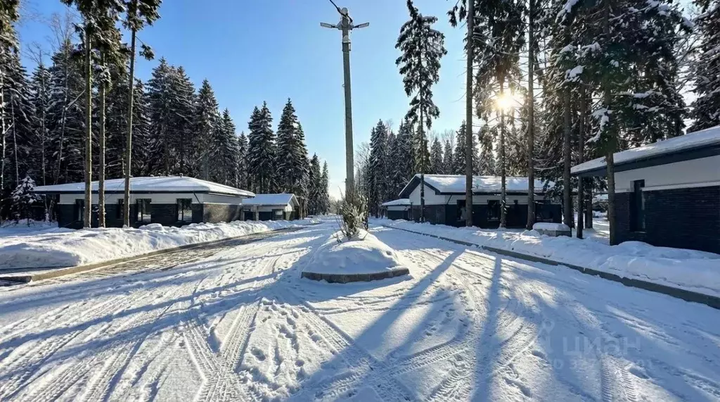 Участок в Московская область, Дмитровский муниципальный округ, ... - Фото 2