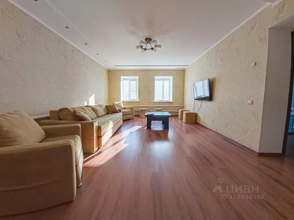 Дом в Орловская область, Орел ул. Штернберга, 11 (91 м) - Фото 2